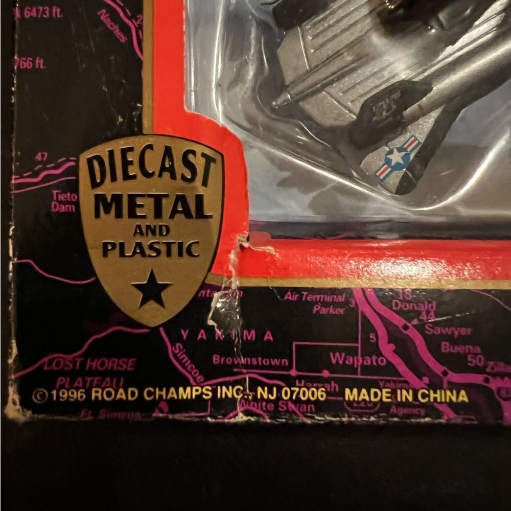 Vintage Road Champs #62005 Flyers Die Cast Collection - 1996 - Picture 4 of 4